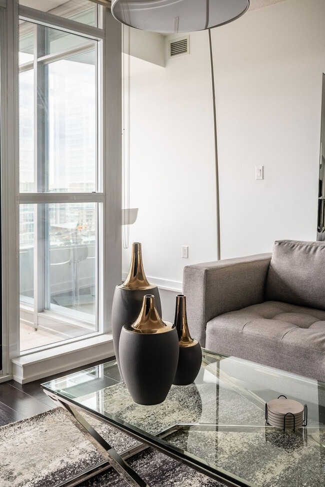 Photo - 116 Fort York Blvd Unit SI ID1513076P