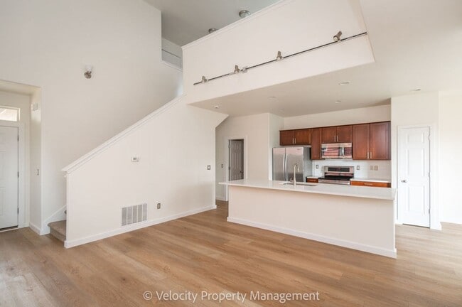 Photo - SW Bend Home in River Canyon Estates!