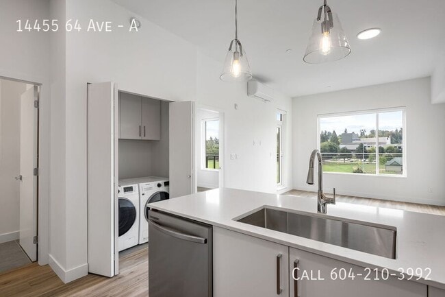 Building Photo - Brand New Condo in Sterling at Bell Centre - Last Month Free! Unit A