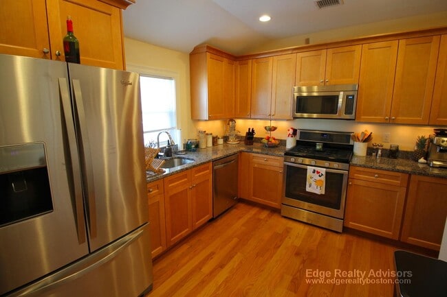 Photo - 50 Carleton St Unidad 1 Rental