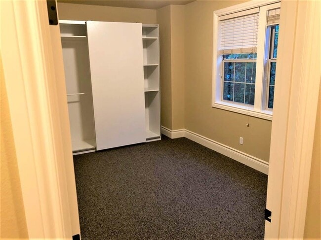 Photo - 4 Bed 4 bath Close to OSU