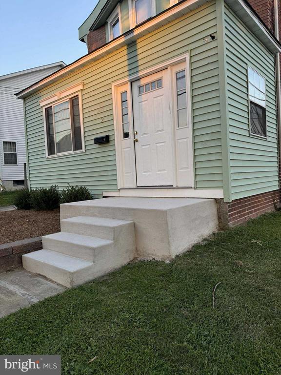 Building Photo - 2 E Mill Rd Rental