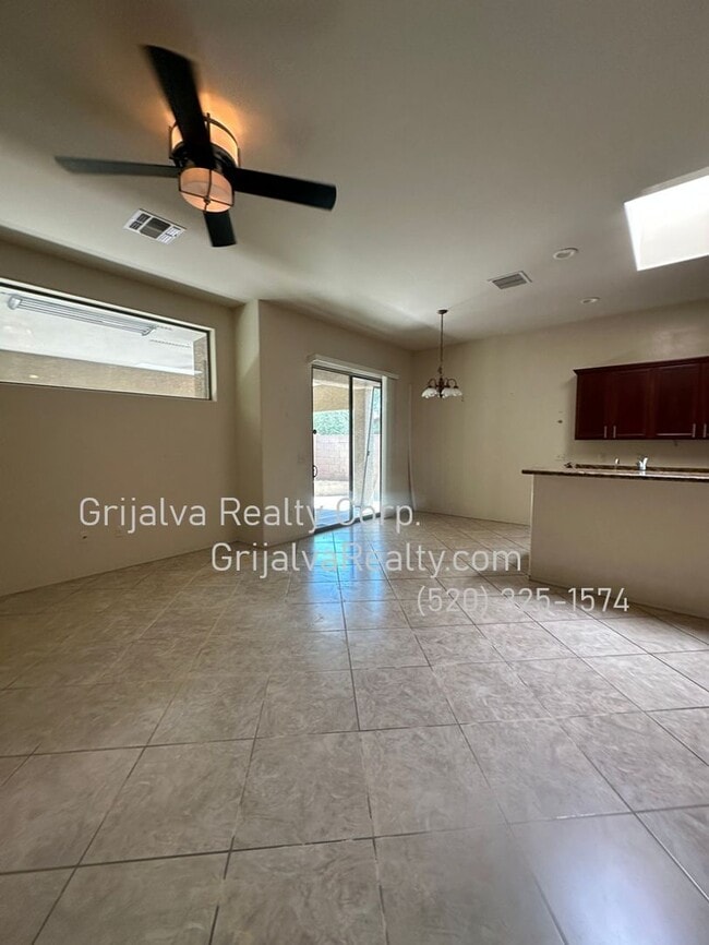 Photo - Beautiful 3 Bedroom, 2 Bath House for Rent (River/La Cholla)