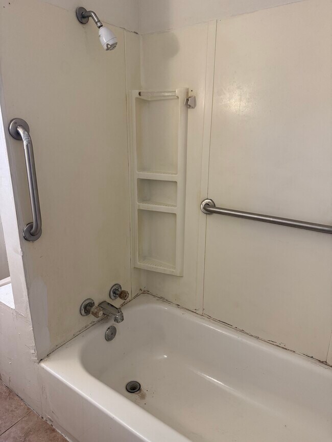 Photo - 228 Locust St