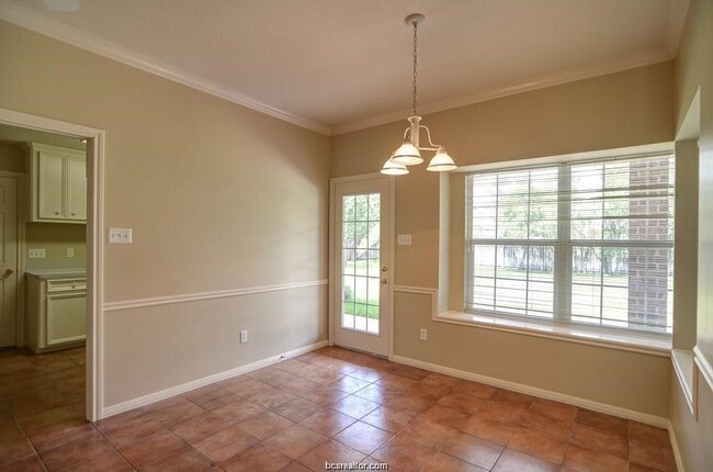 Photo - 715 Berry Creek
