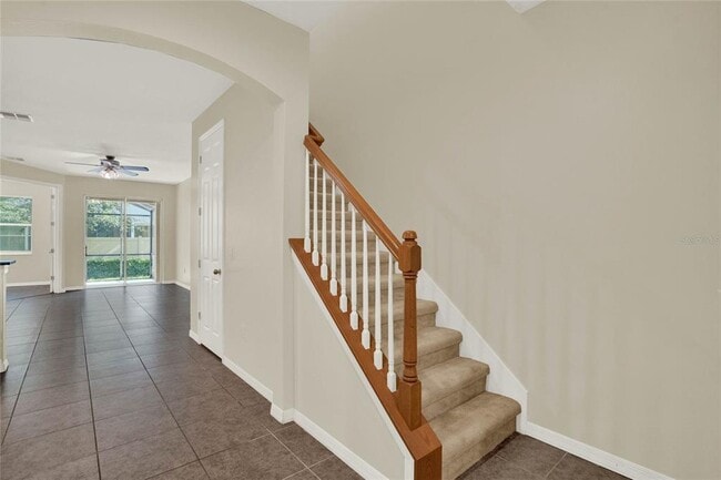 Photo - 1994 Silverweed Way