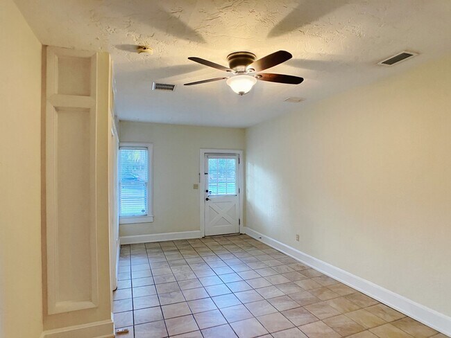 Photo - Margaret's Manor 919 Unit 919 SW 5th Avenue