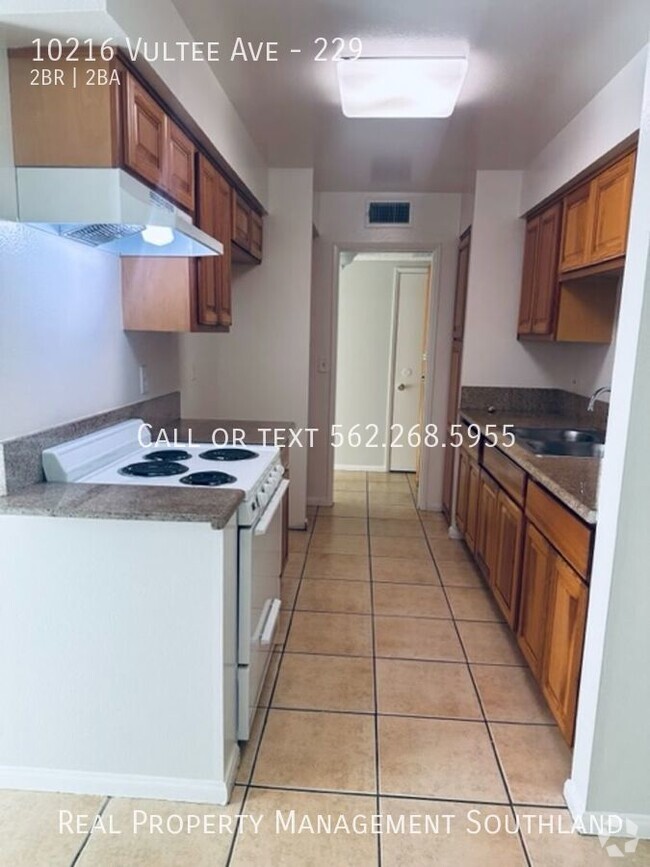 Building Photo - 2 Bedroom/ 2 Bath Spacious Apartment in Do... Unit 229