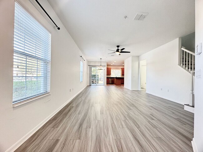 Photo - Renovated 3/2.5 Townhome with Office/Flex Space (Corner Unit) Winter Park!