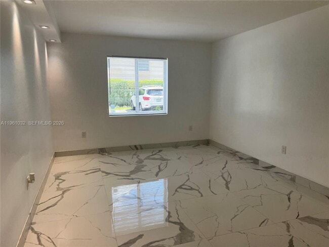 Photo - 8609 SW 68th Ct Unit 2