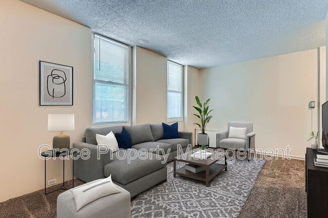 Building Photo - 2225 E Buchtel Blvd Unit 105