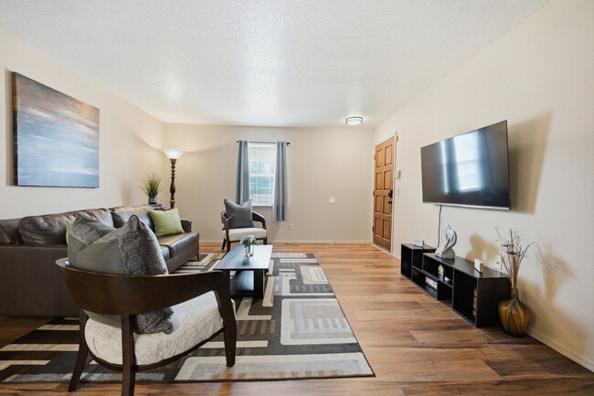 Photo - 11307 N May Ave Unit #D