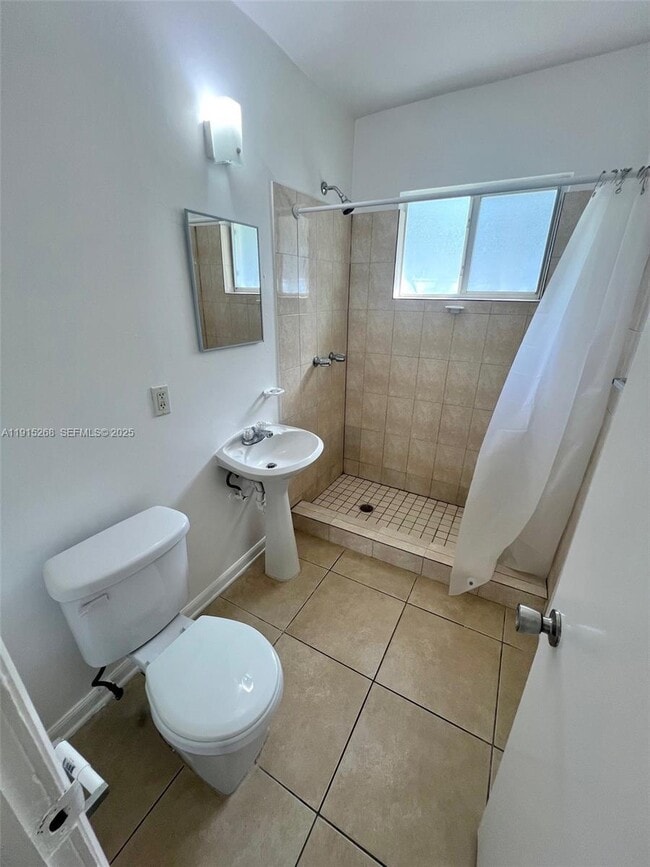 Photo - 692 NE 85th St Unit 8