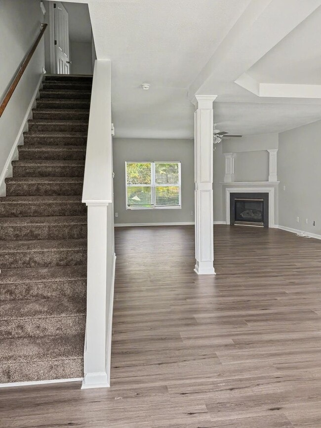 Photo - 3 Bed, 2.5 Bath Home in Charlotte!