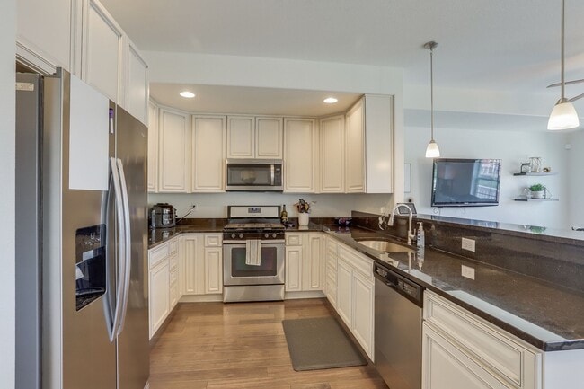 Photo - 3 bed 2.5 bath Townhome in Northwest Denver