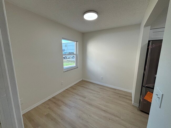 Photo - 1219 E Mohawk Ave Unit APT A