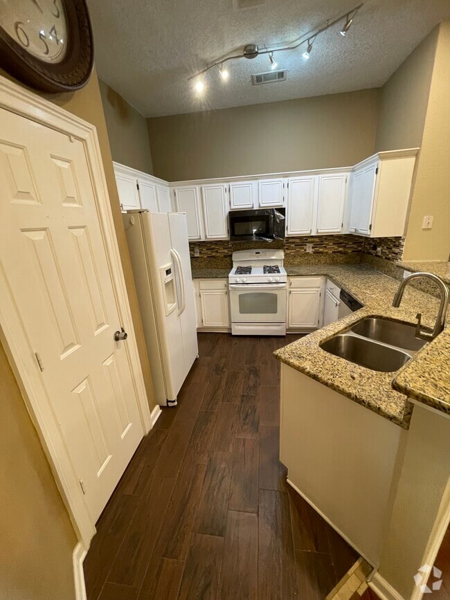 Building Photo - 2420 Creek Crossing Ct Rental