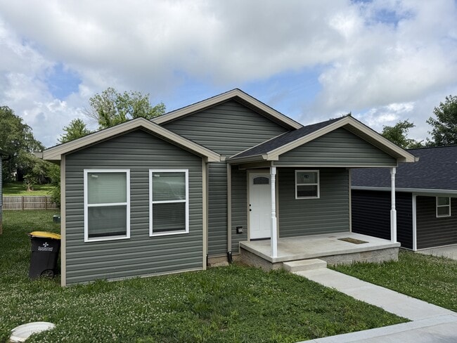 Building Photo - 75 Bluegrass Rd