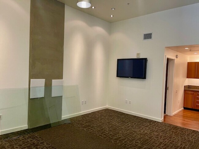 Photo - Great East Village Rental