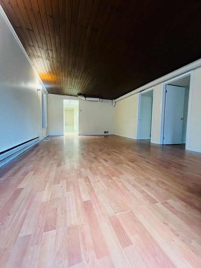 Photo - 207 S Union St Unit 207 1/2 South Union St #1