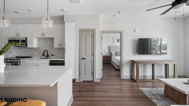 Photo - 1310 Hillside Ave Unidad 351