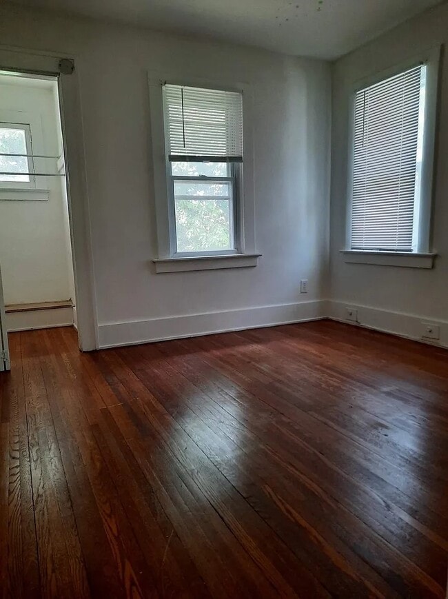 Photo - 37 Varden St Unidad Up