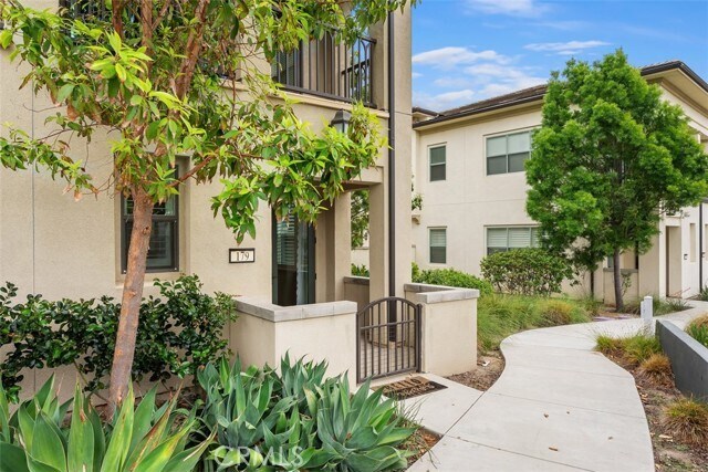 Photo - 179 Follyhatch Condo