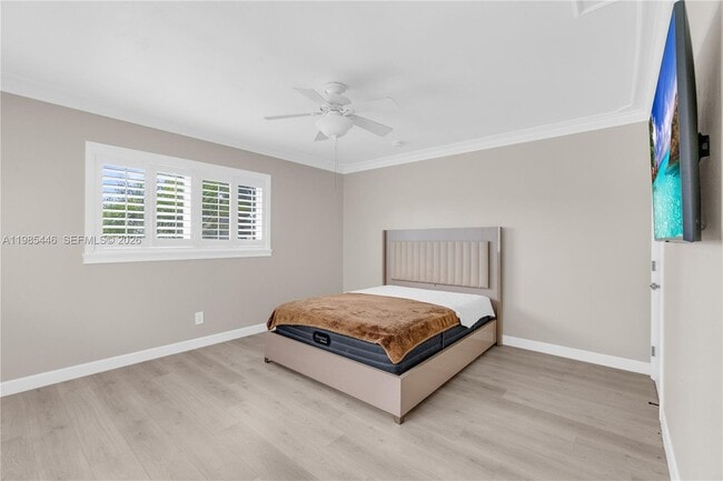 Photo - 211 SE 1st Ter