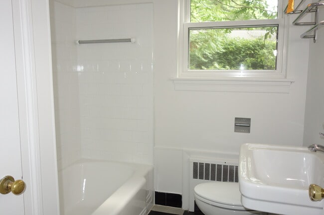 First floor full bath.