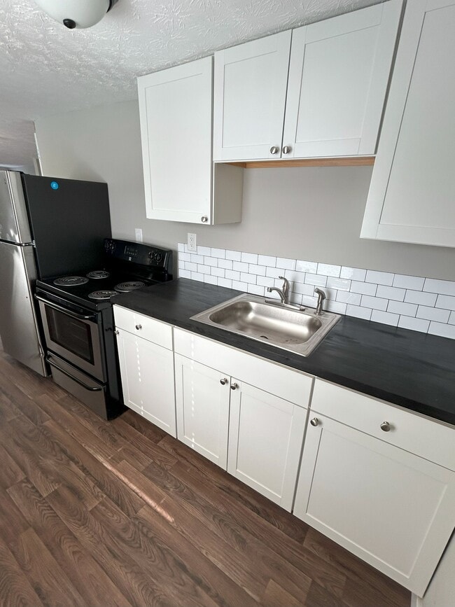 Photo - 21 1/2 5th St Unit 21.5