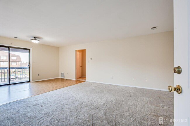 Photo - 142 Beverly Hill Terrace Unit E