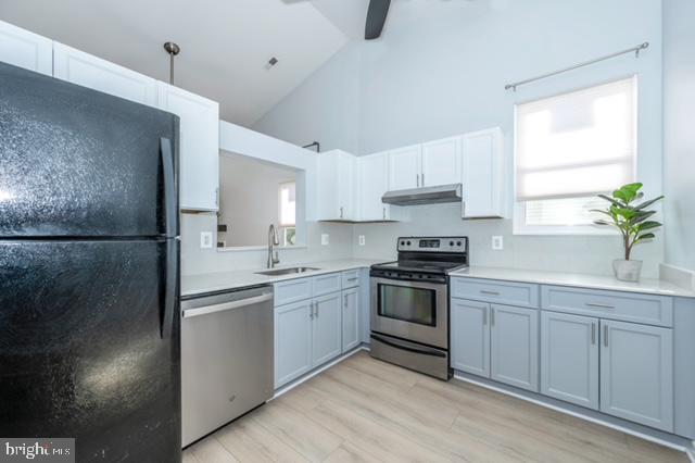 Building Photo - 13321 Cloverdale Pl