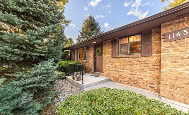 Photo - 1143 Ulmus Dr