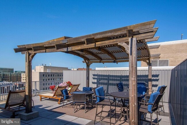 Photo - 1711 Massachusetts Ave NW Unidad 829