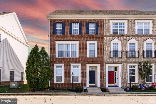 Building Photo - 13592 Village Green Dr Rental