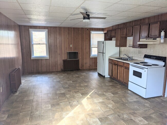 Photo - 941 Port Carbon St Unit 5