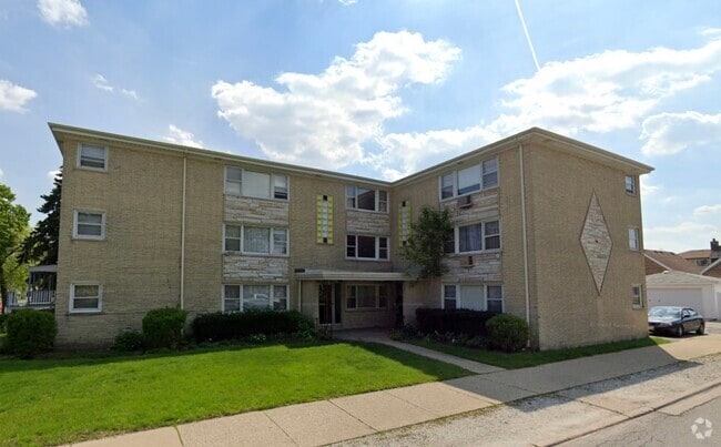 Building Photo - 3558 N Nagle Ave Unit 2N Rental