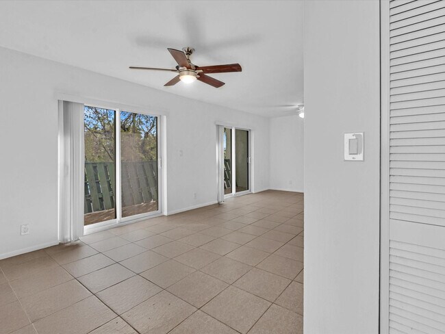 Photo - 8911 NW 28th Dr Unit E