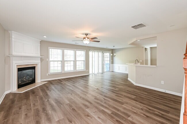 Photo - 3257 Wellington Walk SW
