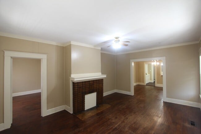 Photo - New On The Market with Fresh Updates!! Better Hurry!!