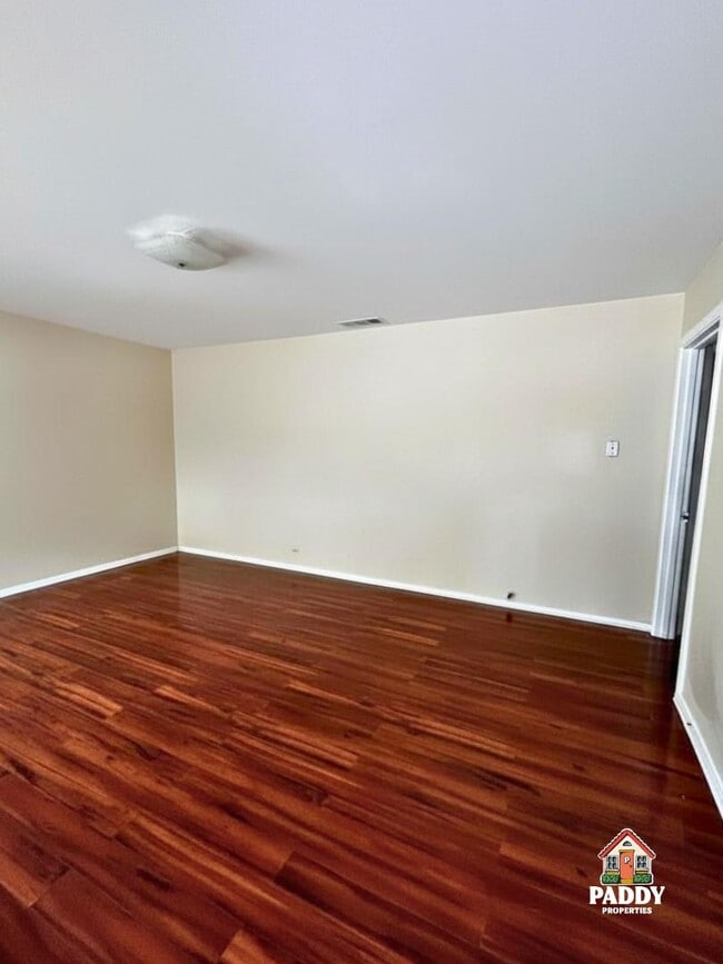 Photo - 411 Redbud Ln