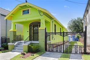 Building Photo - Stunning Bywater house in Alvar