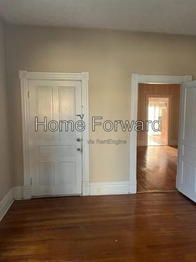 818 High St