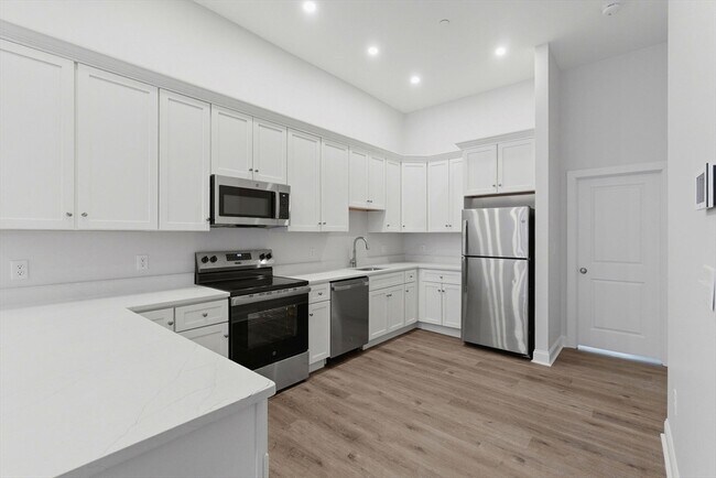 Photo - 19-25 Essex St Unit 202