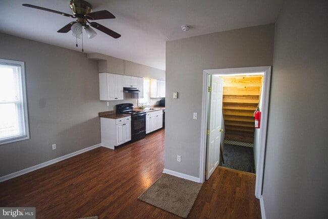 Photo - 234 E Linden St