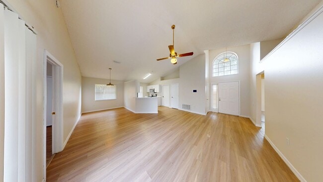 Photo - Beautiful 3Bed/ 2Bath Home with Two Car Ga...