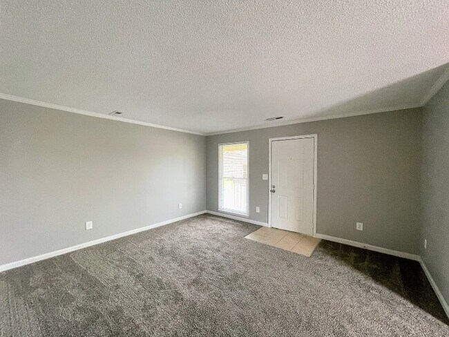 Photo - 4419 Torrance Dr NW Unit - Vacant