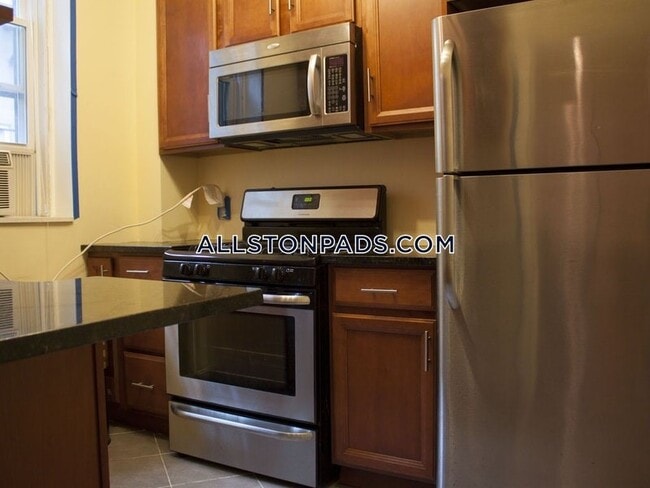 Photo - 86 Glenville Ave Unit 10