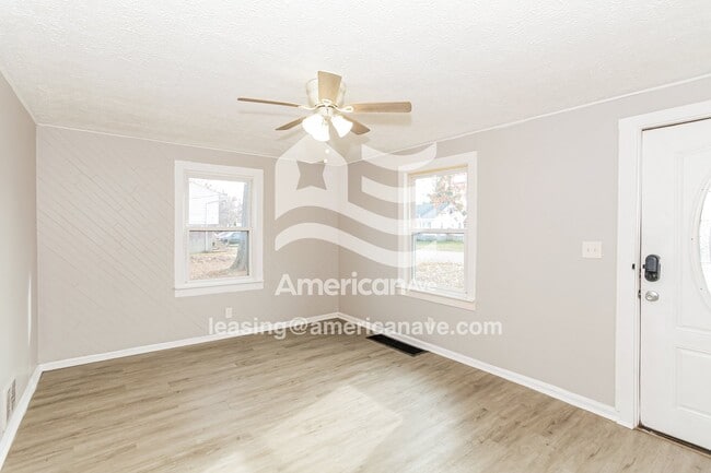 Photo - 4222 Myrtle Ave