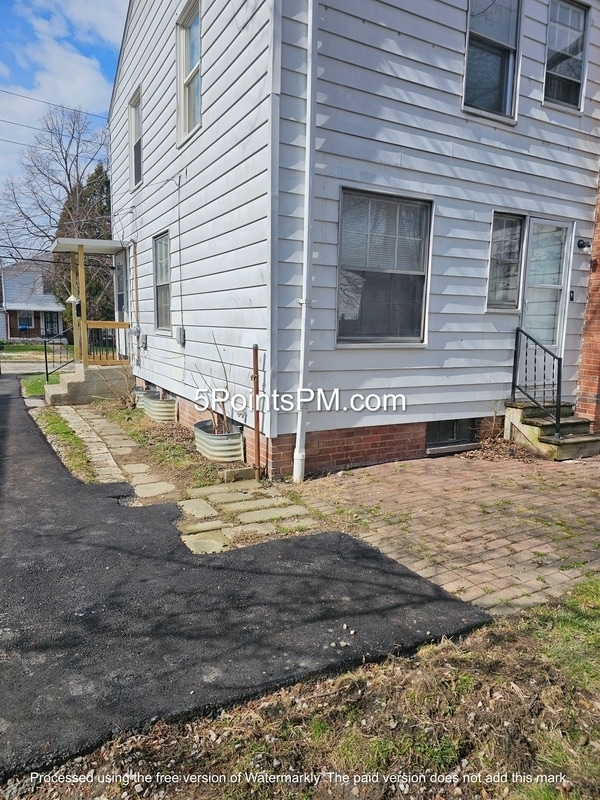Photo - 25170 Treadwell Ave